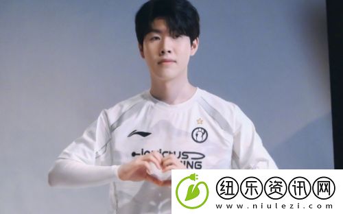 姿态提问DeepSeek谁是世界第一上单