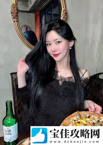 女性扒开看个够友：这个产品真是太棒了居然能让我变得如此自信！