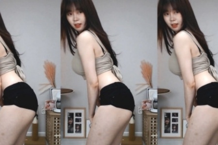 Z〇zO女人与ZOZ〇Z0：结合了很多刷怪爆装的东西