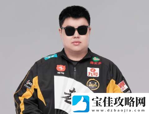 狼队春季赛定妆照发布：无论人员如何变动-冠军是永恒追求