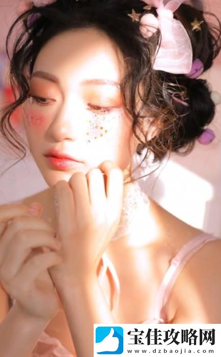 少妇被狂C下部❌羞羞图片隐秘角落的危险游戏，网友：道德底线何处安放！
