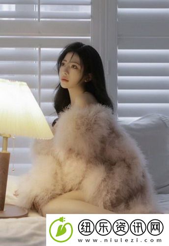 女学生被 c 扒衣服英文网站曝光:网友怒斥道德沦丧,黑暗无处不在!