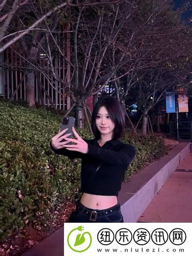 一边吃奶一边敷视频好几个人：网友点赞创意，直呼魔性之作！